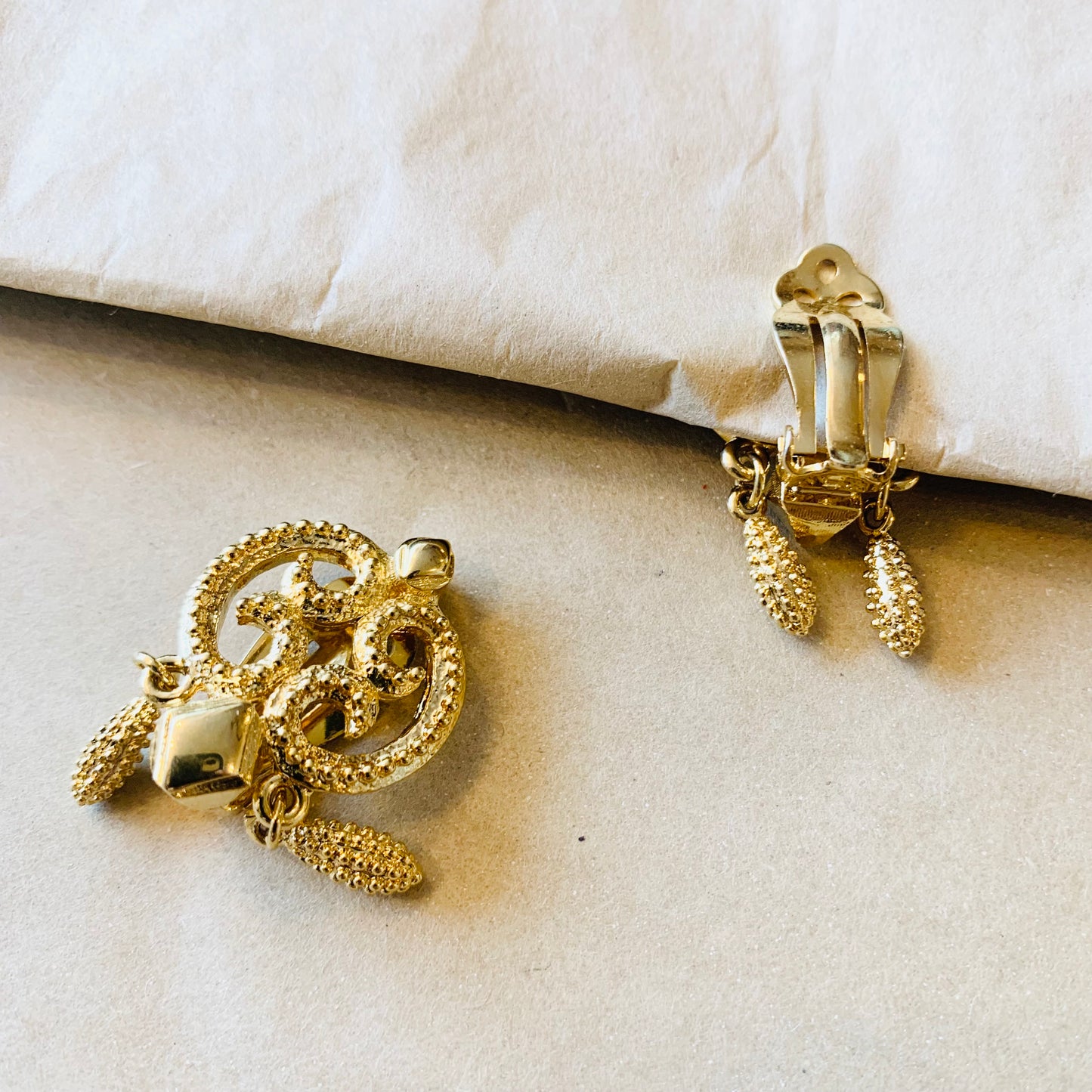 Queen Bee Clip-On Earrings