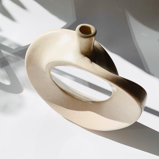 Curve Ceramic Vase