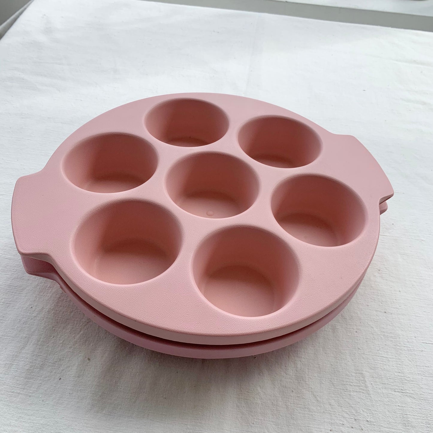 Vintage 80's Microwave Cupcake/Muffin tray